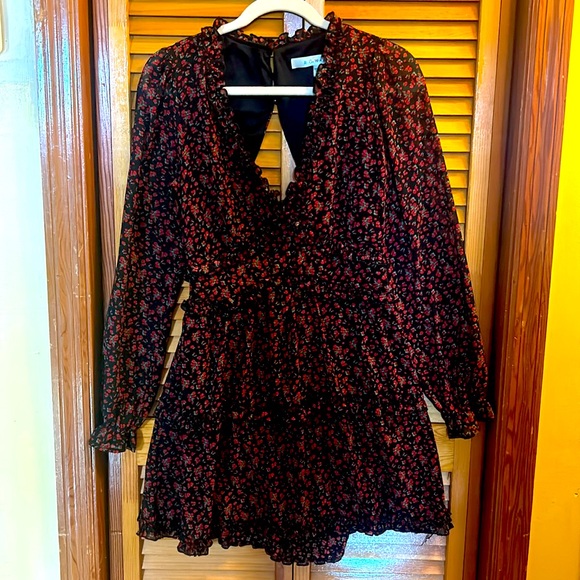 Row A Flounce Long Sleeve Godet Floral Dress - Women's Size M, Black/Red - Picture 1 of 6